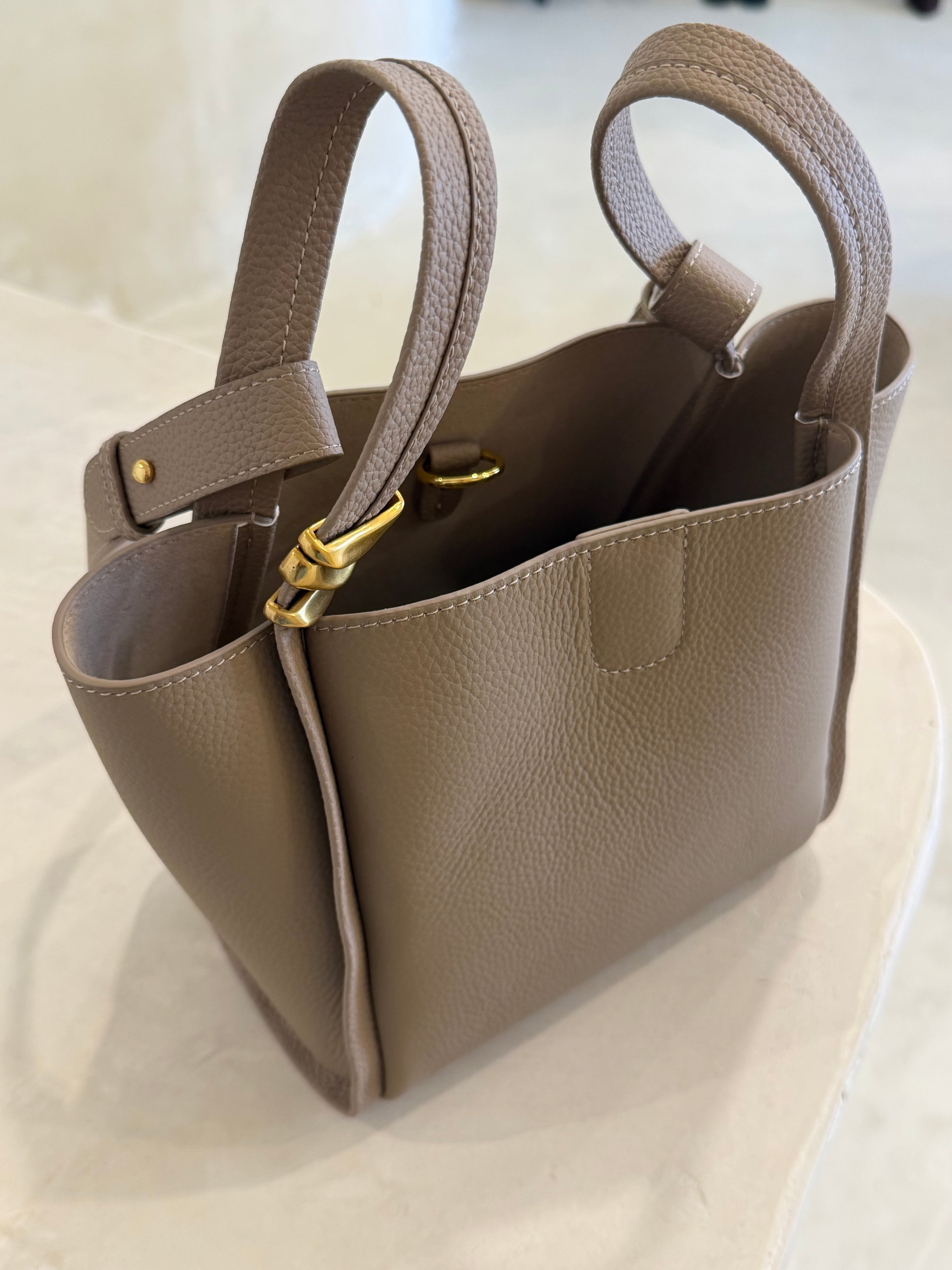Sienna Bucket - Elephant Gray